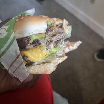 Farmer Boys - Farmer boy gaucomole Farmer's Burger Fire!!!!! - Burgers Near Me - Clovis, California