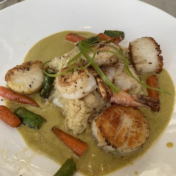 Tommy Bahama - Thai Shrimp & Scallops - Seafood Near Me - Plano, Texas Tommy Bahama - Thai Shrimp & Scallops - Seafood Near Me - Plano, Texas