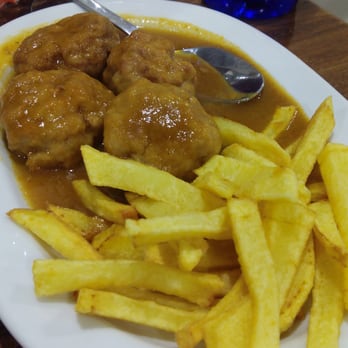 Doña Gamba - Media ración de albóndigas de choco - Seafood Near Me - Cartaya, H
