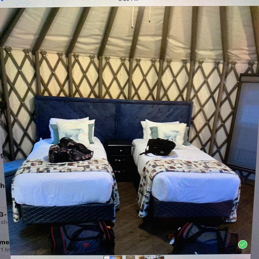 Moutcha Bay Resort - Bedding was wonderful - Resorts Near Me - Tahsis, British Columbia