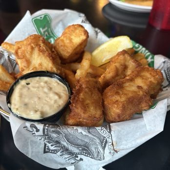 Humpy's Great Alaskan Alehouse - Fish and chips - Beer Bar Near Me - Anchorage, Alaska Humpy's Great Alaskan Alehouse - Fish and chips - Beer Bar Near Me - Anchorage, Alaska