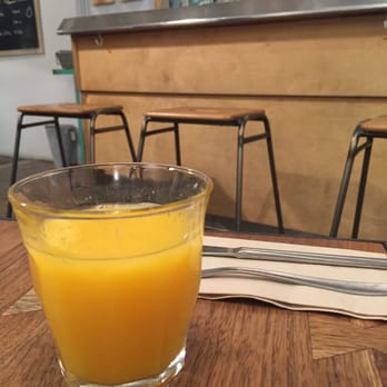 Caravelle - Fresh orange juice - Breakfast & Brunch Near Me - Barcelona, B