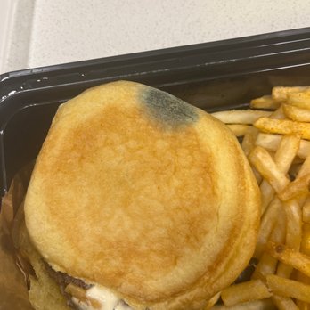 Boxi Park - Moldy bun - Bars Near Me - Orlando, Florida