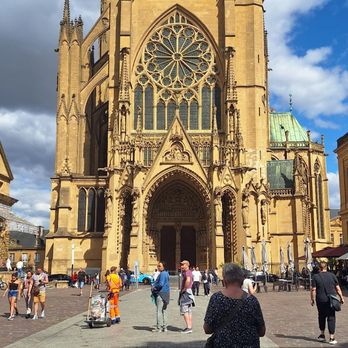 Cathédrale Saint-Étienne - Churches Near Me - Metz, 57
