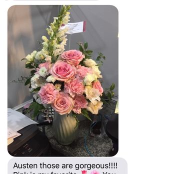 Roddy's Flowers - Florists Near Me - Johnson City, Tennessee