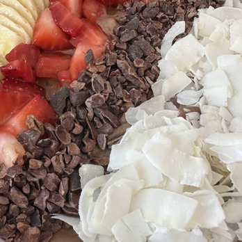 Root - Frozen Cocoa Bowl - Vegan Near Me - Newport, Rhode Island