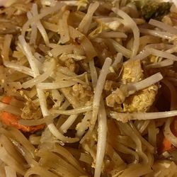 Little Thai Chef - Pad Thai Spicy with vegetables and tofu
