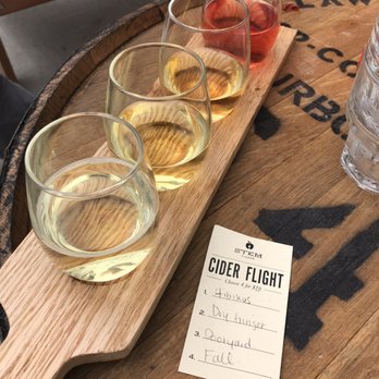 Acreage - Flight - Cideries Near Me - Lafayette, Colorado
