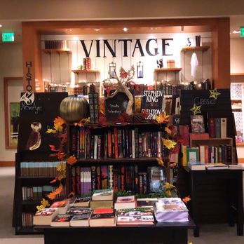 The Oaks - Shopping Centers Near Me - Thousand Oaks, California