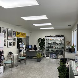 Birns & Sawyer - Front lobby