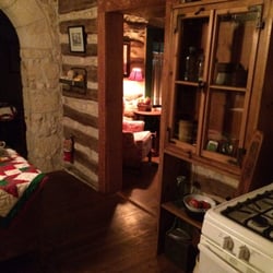 First Class Lodging Reservation Service
