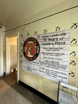 Conte's Pizza by null