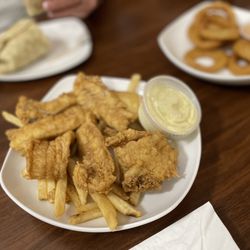 Mimi's Retreat - Fish dinner