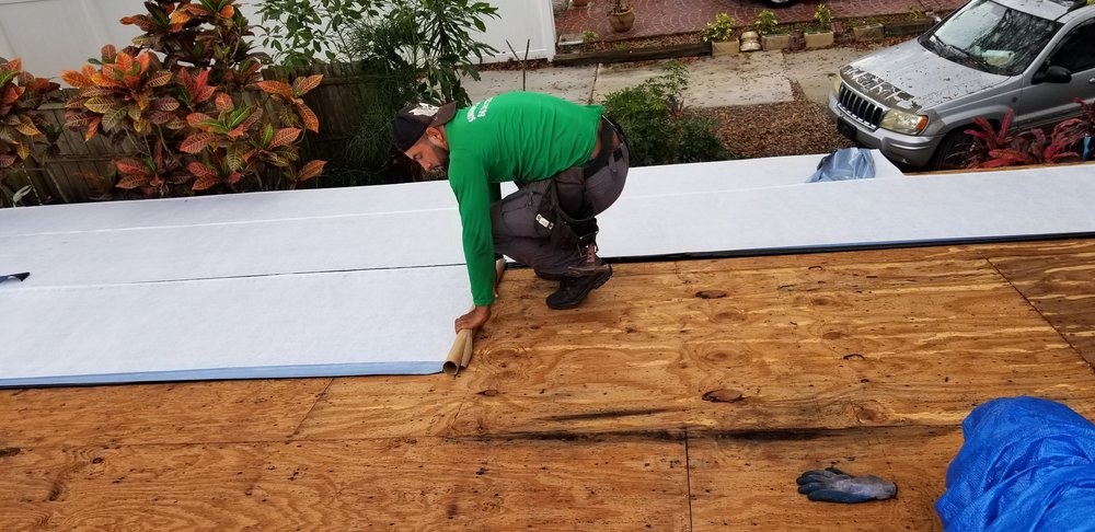 Slide of Straight Edge Builders and Roofers