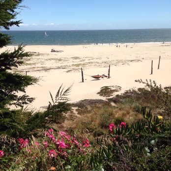 Seabright Beach - Poles up for volleyball, but you can hang a hammock on a windy day and enjoy a respite, get warm or take a nap! - Beaches Near Me - Santa Cruz, California Seabright Beach - Poles up for volleyball, but you can hang a hammock on a windy day and enjoy a respite, get warm or take a nap! - Beaches Near Me - Santa Cruz, California