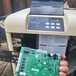 J&D Pool Service - Any problem with your pool heater we can fixt it