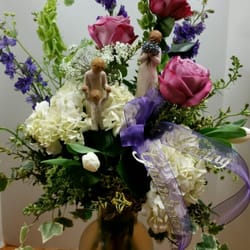 Bountiful Blossoms Florals & Gifts - Add a caption
