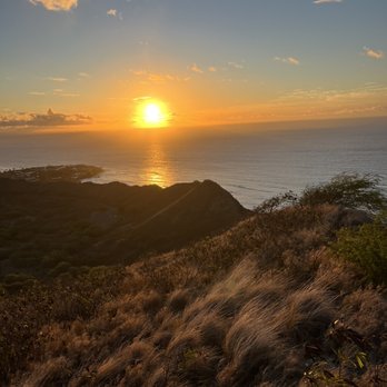 Diamond Head Lookout - Parks Near Me - Honolulu, Hawaii Diamond Head Lookout - Parks Near Me - Honolulu, Hawaii