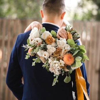 Julep Bloom Design - Brides bouquet - Floral Designers Near Me