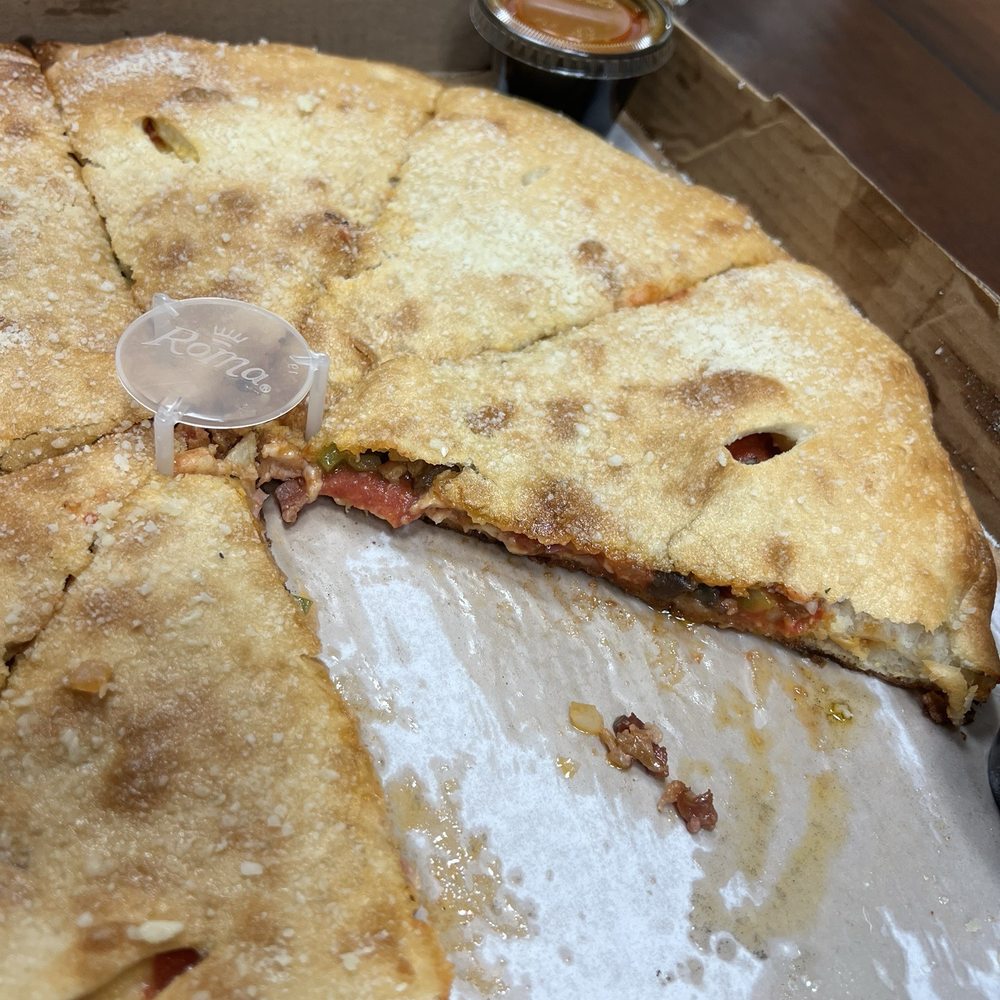 Dominick Pizzeria - Supreme Calzone pizza - Pizza Near Me - Naples, Florida