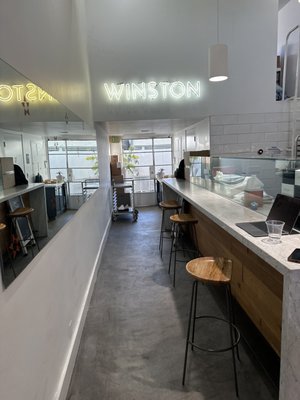 Winston Pies by null