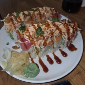 Fuego Hibachi - Fancy roll - Sushi Bars Near Me - Riverside, California