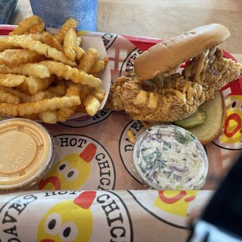Dave's Hot Chicken - Dave's #4 1 Slider with Fries - Chicken Shop Near Me - Wilmington, North Carolina