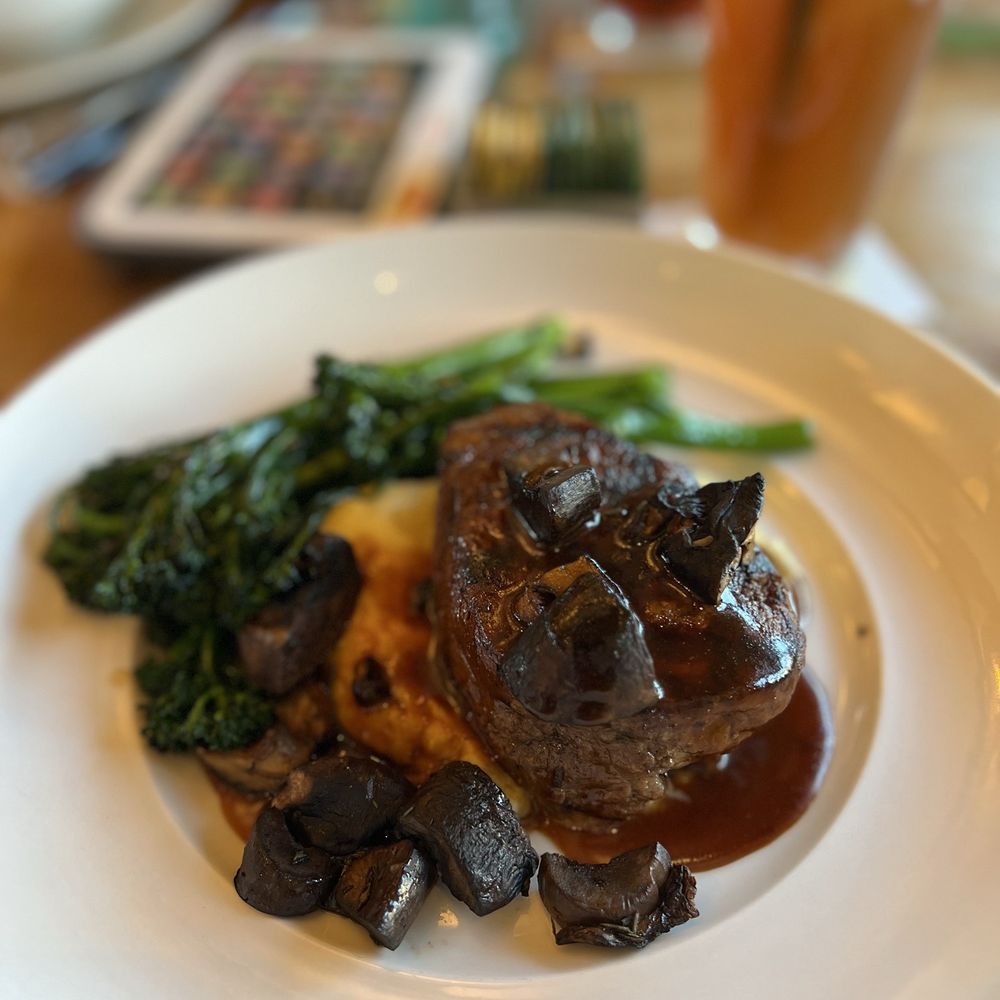 Wood-Grilled Filet Mignon