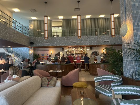 Municipal Bar by null