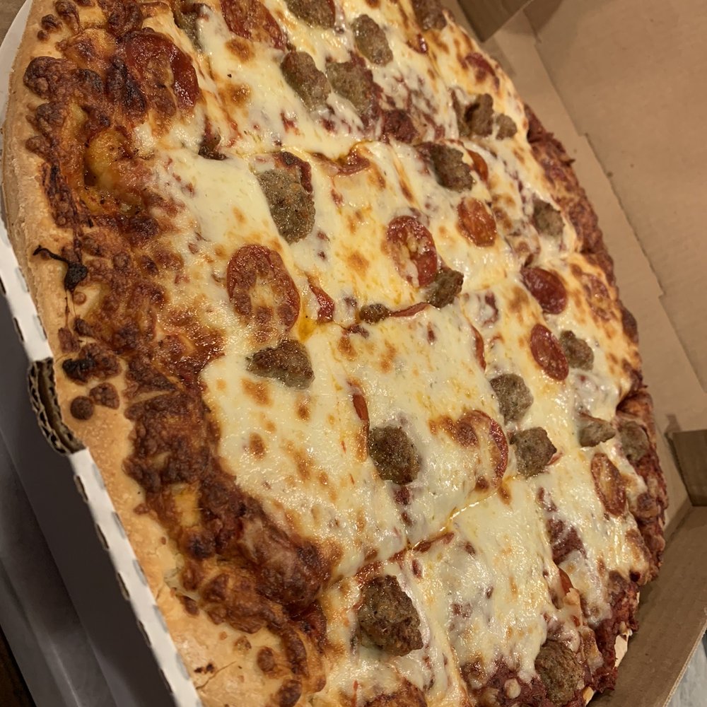 Union Jack Pub - Pepperoni & Sausage Pizza - Pizza Near Me - Indianapolis, Indiana Union Jack Pub - Pepperoni & Sausage Pizza - Pizza Near Me - Indianapolis, Indiana