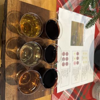 Wayvine - Mixed flight - Wineries Near Me - Nottingham, Pennsylvania Wayvine - Mixed flight - Wineries Near Me - Nottingham, Pennsylvania