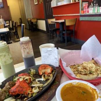 Taj-e Chaat - Tandoori Mix Grill (19.99) with garlic naan, gravy (masala) Chai (1.99) - Indian Near Me - Fremont, California