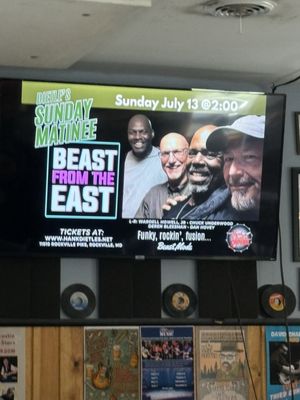 Hank Dietle's Tavern by null