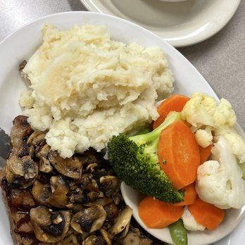 DZ Akin's - Ribeye Steak with Grilled Mushrooms - Delis Near Me - San Diego, California DZ Akin's - Ribeye Steak with Grilled Mushrooms - Delis Near Me - San Diego, California