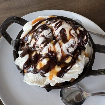 Riverhouse Waterfront Restaurant - Skillet cookie and ice cream - Seafood Near Me - Palmetto, Florida Riverhouse Waterfront Restaurant - Skillet cookie and ice cream - Seafood Near Me - Palmetto, Florida