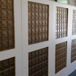 La Canada Mailboxes