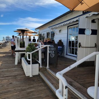 Malibu Farm Pier Cafe - super dog friendly - Cafes Near Me - Malibu, California Malibu Farm Pier Cafe - super dog friendly - Cafes Near Me - Malibu, California