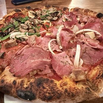 Onyx Wood Fire Pizza - 1/2 combo 1/2 meat - Pizza Near Me - Springdale, Utah Onyx Wood Fire Pizza - 1/2 combo 1/2 meat - Pizza Near Me - Springdale, Utah