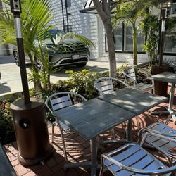 Gary's New York Deli - Outside seating is the charm