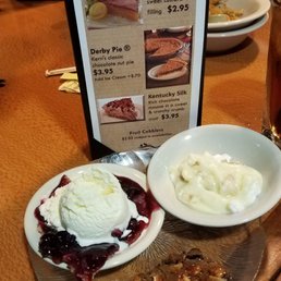 Desserts are always a good ending.