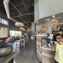 Crust Pizza Co. - Gleannloch Farms
