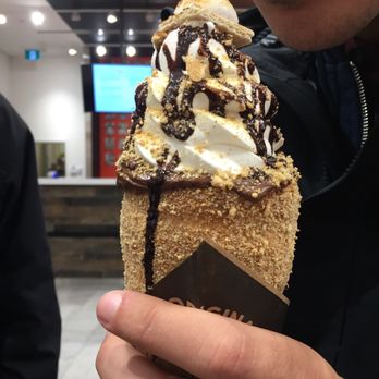 Eva's Original Chimneys - The grasshopper smore with no mint - Desserts Near Me - Mississauga, Ontario Eva's Original Chimneys - The grasshopper smore with no mint - Desserts Near Me - Mississauga, Ontario