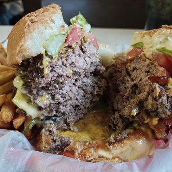 Whitehouse Restaurant - 1 pound burger. - Diners Near Me - Clare, Michigan
