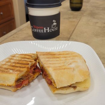 Ripon Coffee House - Coffee & Tea Near Me - Ripon, California