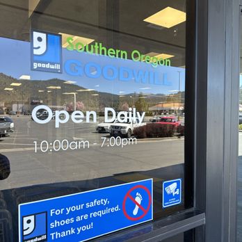 Goodwill - Thrift Stores Near Me - Long Beach, California Goodwill - Thrift Stores Near Me - Long Beach, California