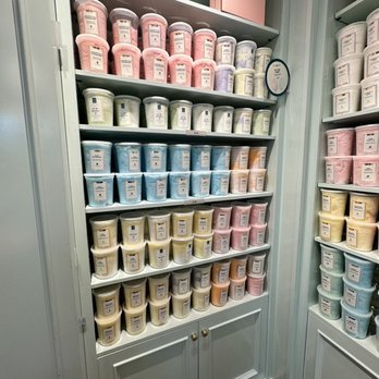 Lolli and Pops - a shelf full of ice creams - Chocolatiers & Shops Near Me - Sacramento, California Lolli and Pops - a shelf full of ice creams - Chocolatiers & Shops Near Me - Sacramento, California