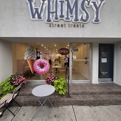 Whimsy Street Treats - Outside