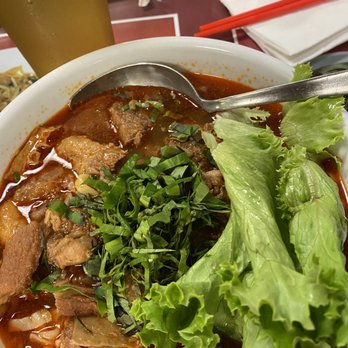 Phnom Penh Restaurant - Beef stew noodle soup - Cambodian Near Me - Lowell, Massachusetts Phnom Penh Restaurant - Beef stew noodle soup - Cambodian Near Me - Lowell, Massachusetts