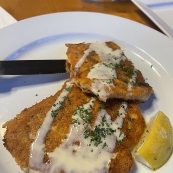 Remington's River Inn - Calamari steak appetizer - American Near Me - Thiensville, Wisconsin