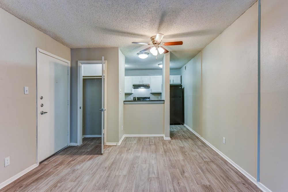 SOFIA APARTMENTS 26 Photos Apartments 2201 Willow Creek Dr